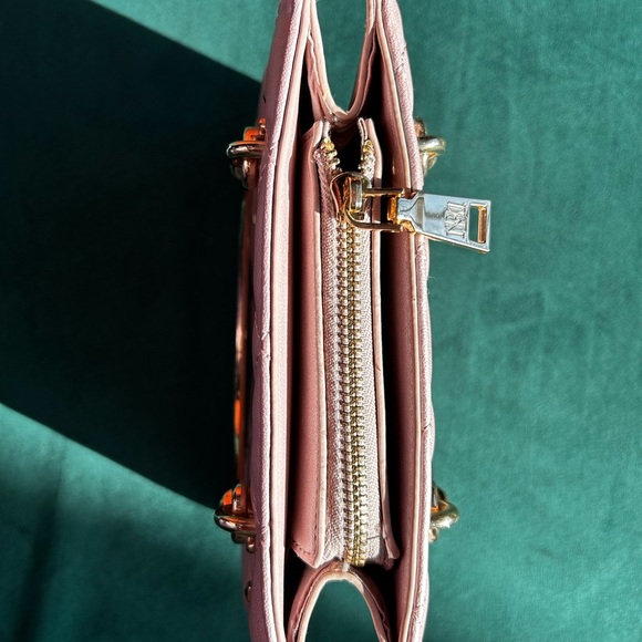 Pink Quilted mini Handbag by Badgley Mischka - Picture 9 of 14